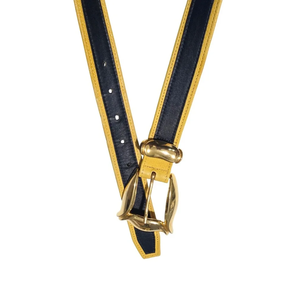 Carlisle Belt Womens Small vintage90,YellowLeather‎ Gold Sculptural Buckle Exc